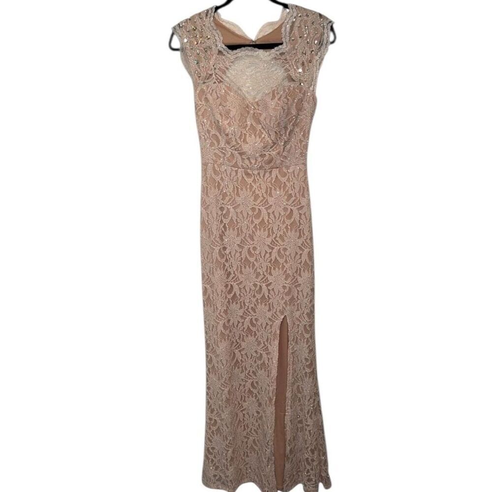 City Triangles All Over Lace Prom Dress with Side Slit Skirt - Picture 2 of 8